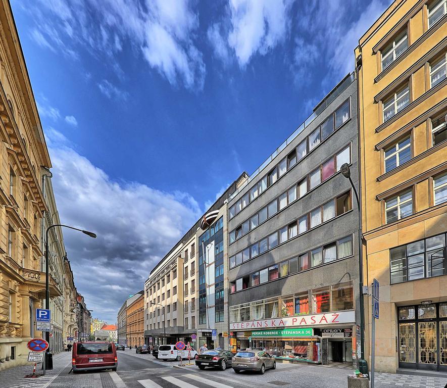 Apartments Stepanska 36 Prag Exterior foto